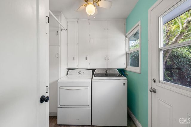 2810 19th St., Bakersfield, CA 93301