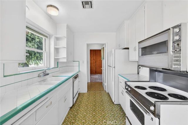 9503 Wedgewood Street, Temple City, CA 91780