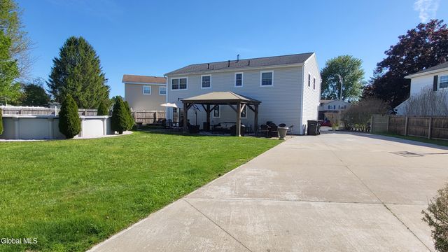 7 Adare Road, Troy, NY 12180