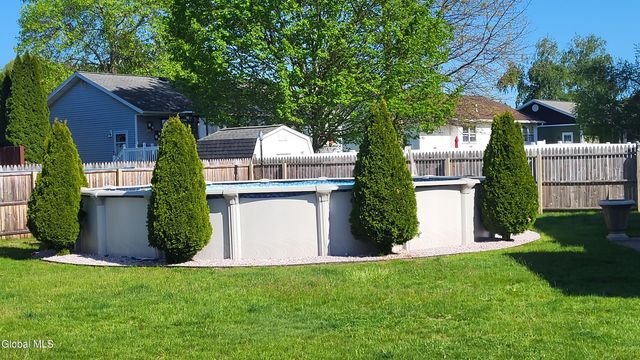7 Adare Road, Troy, NY 12180