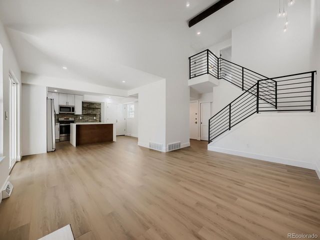 2813 S Xanadu Way, Aurora, CO 80014