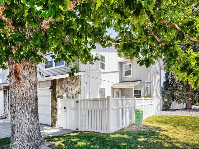 2813 S Xanadu Way, Aurora, CO 80014