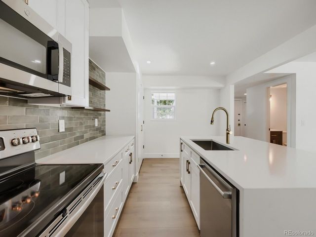2813 S Xanadu Way, Aurora, CO 80014