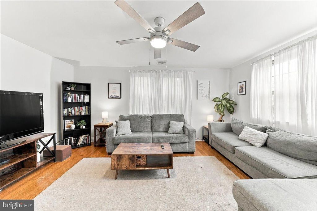 38 E STRATFORD AVE, LANSDOWNE, PA 19050 — photo 5