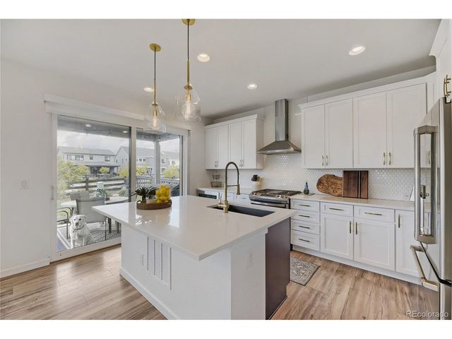 9112 Moondance Dr, Littleton, CO 80125