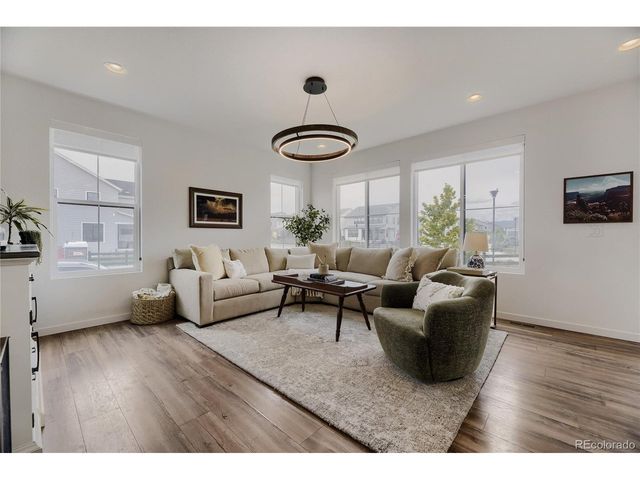 9112 Moondance Dr, Littleton, CO 80125