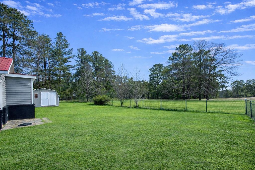 Image 23 of property listing at 1401 Old Highway 6, Cross, SC 29436