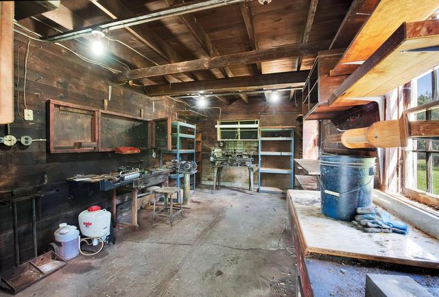 29510 Washington AVENUE, Burlington, WI 53105