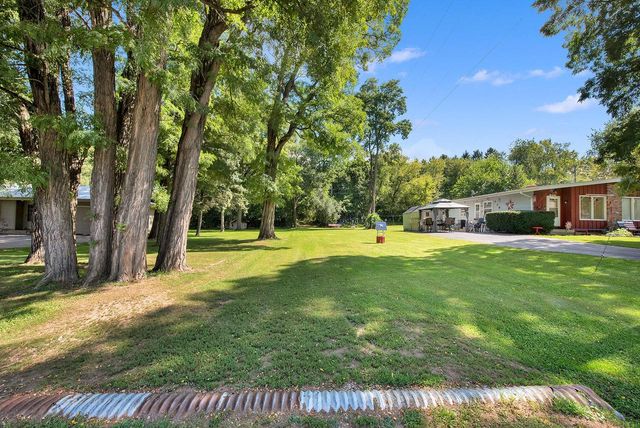 29510 Washington AVENUE, Burlington, WI 53105
