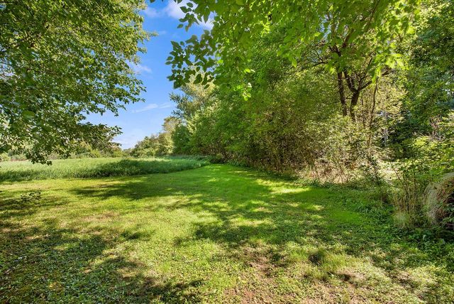 29510 Washington AVENUE, Burlington, WI 53105