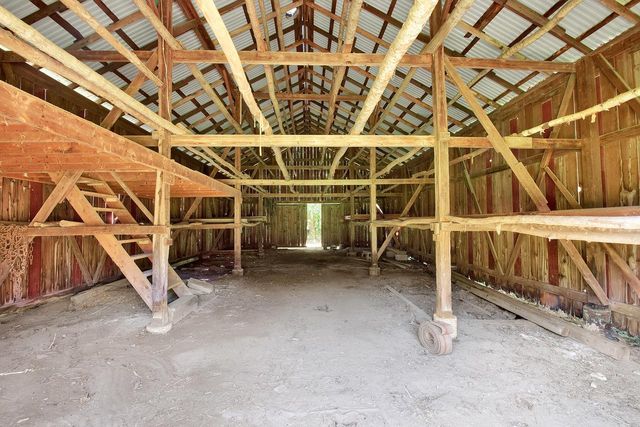 29510 Washington AVENUE, Burlington, WI 53105