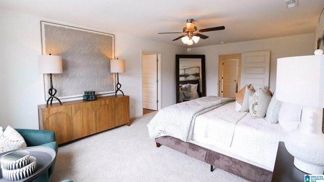 725 SPRUCE CIRCLE, Calera, AL 35040