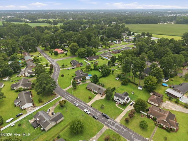 206 Ellison Drive, Washington, NC 27889