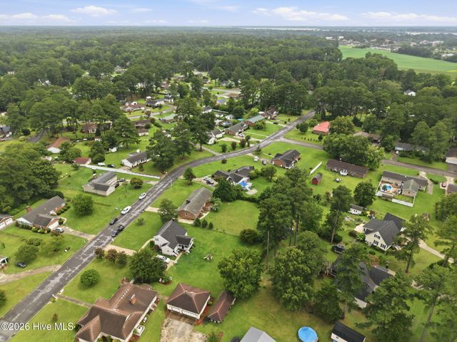 206 Ellison Drive, Washington, NC 27889