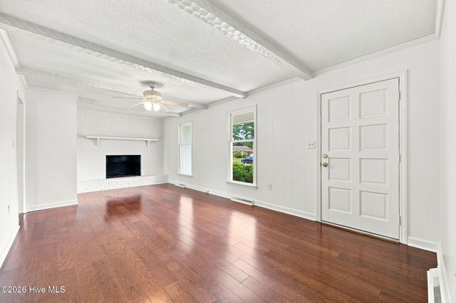 206 Ellison Drive, Washington, NC 27889