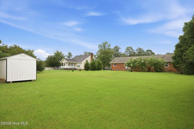 206 Ellison Drive, Washington, NC 27889