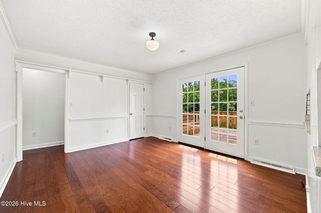 206 Ellison Drive, Washington, NC 27889