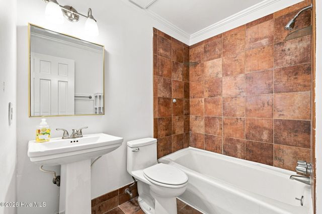 206 Ellison Drive, Washington, NC 27889