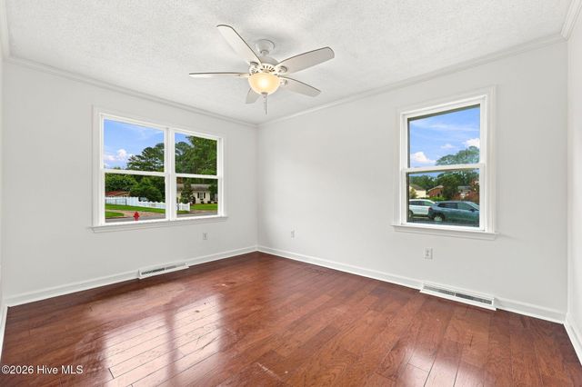 206 Ellison Drive, Washington, NC 27889