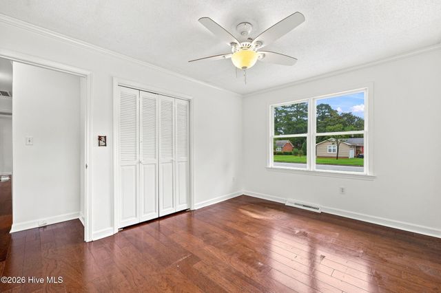 206 Ellison Drive, Washington, NC 27889