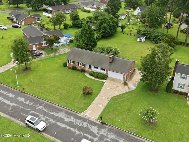 206 Ellison Drive, Washington, NC 27889