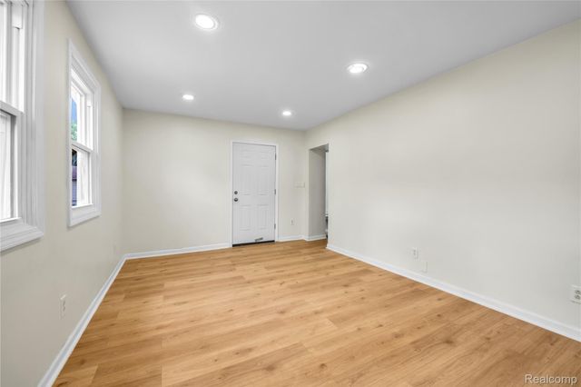 20120 Norwood Street, Detroit, MI 48234