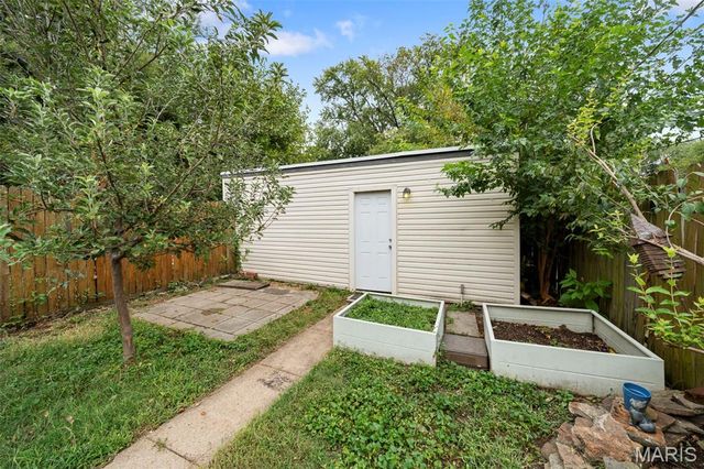 2928 Louisiana Avenue, St Louis, MO 63118