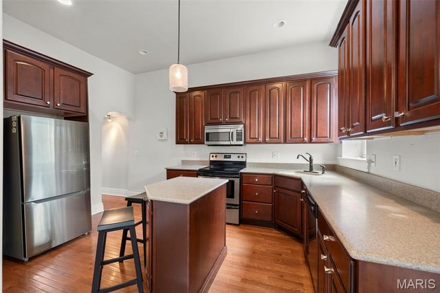 2928 Louisiana Avenue, St Louis, MO 63118