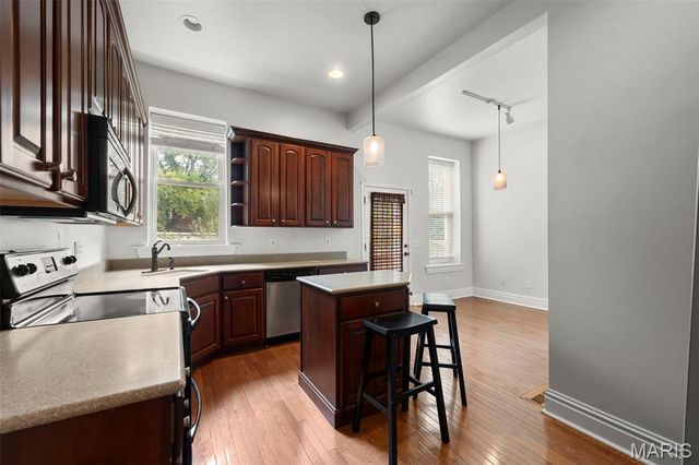 2928 Louisiana Avenue, St Louis, MO 63118