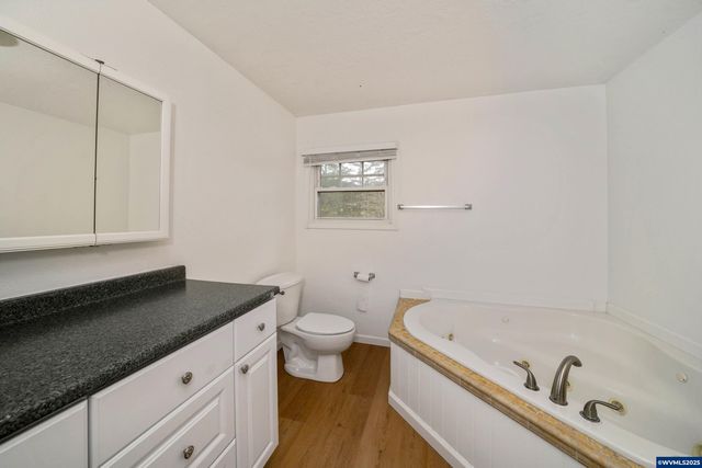 11224 Summit Lp SE, Turner, OR 97392