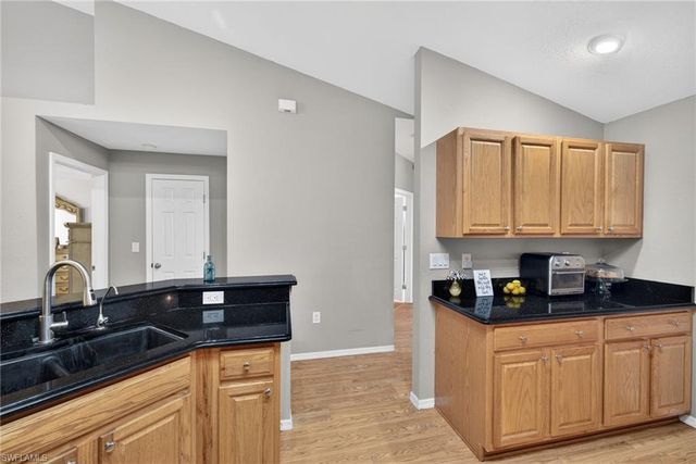 2004 NW 23rd TER, Cape Coral, FL 33993