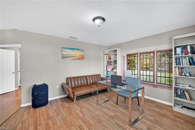 2004 NW 23rd TER, Cape Coral, FL 33993