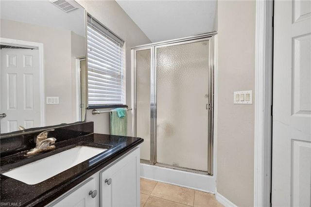 2004 NW 23rd TER, Cape Coral, FL 33993