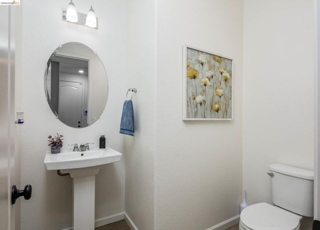 661 Longmont Dr, Oakley, CA 94561