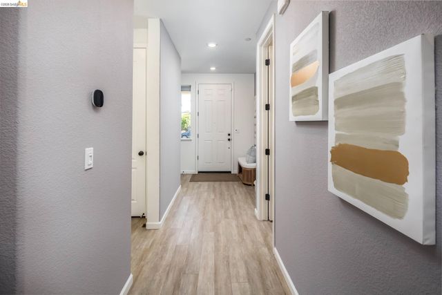 661 Longmont Dr, Oakley, CA 94561