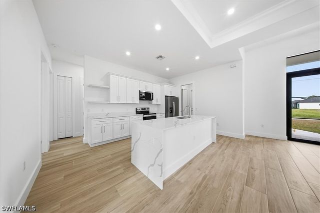 6125 Hershey AVE, Fort Myers, FL 33905