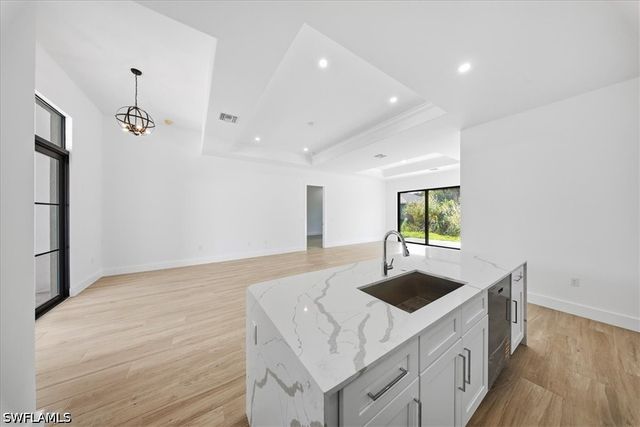 6125 Hershey AVE, Fort Myers, FL 33905