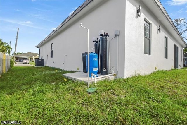 6125 Hershey AVE, Fort Myers, FL 33905