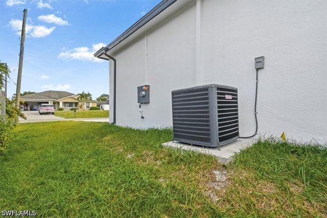 6125 Hershey AVE, Fort Myers, FL 33905