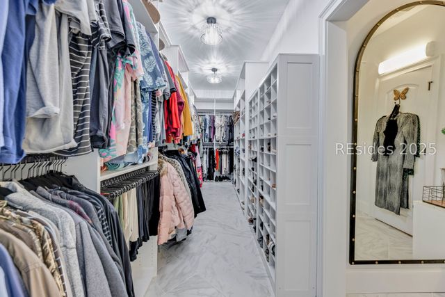 11 Bartons Run Dr, Bluffton, SC 29910