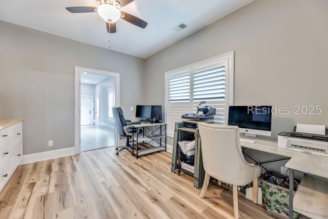 11 Bartons Run Dr, Bluffton, SC 29910