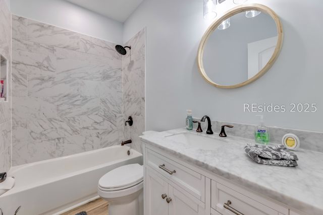 11 Bartons Run Dr, Bluffton, SC 29910