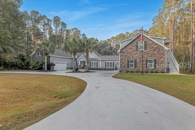 11 Bartons Run Dr, Bluffton, SC 29910