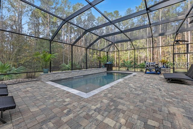 11 Bartons Run Dr, Bluffton, SC 29910