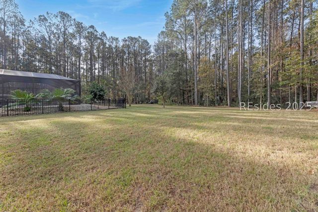 11 Bartons Run Dr, Bluffton, SC 29910