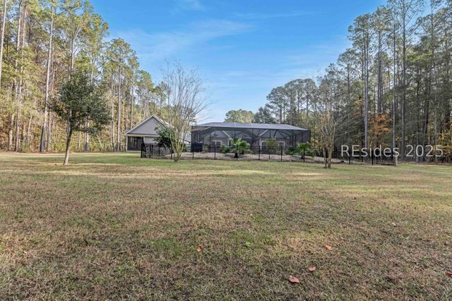 11 Bartons Run Dr, Bluffton, SC 29910