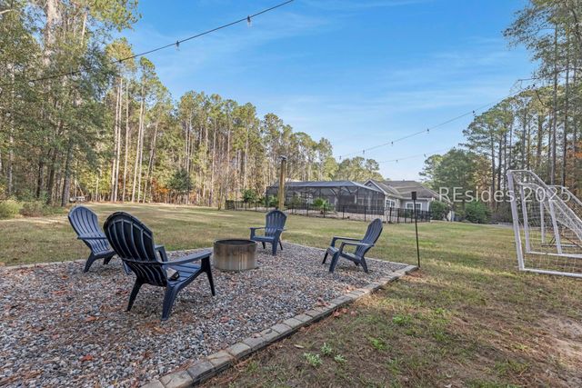 11 Bartons Run Dr, Bluffton, SC 29910