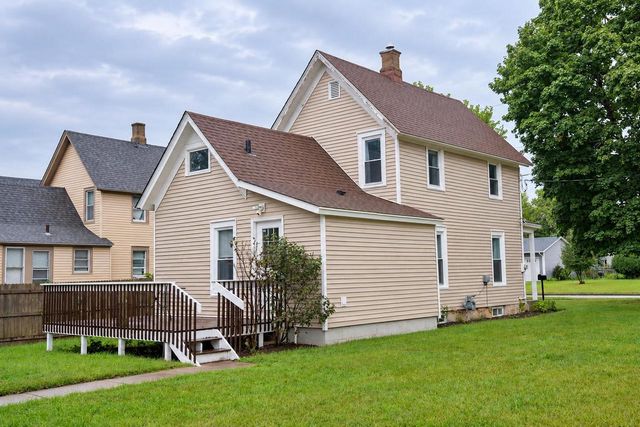 138 S Adams Street, South Beloit, IL 61080