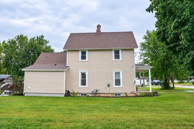 138 S Adams Street, South Beloit, IL 61080