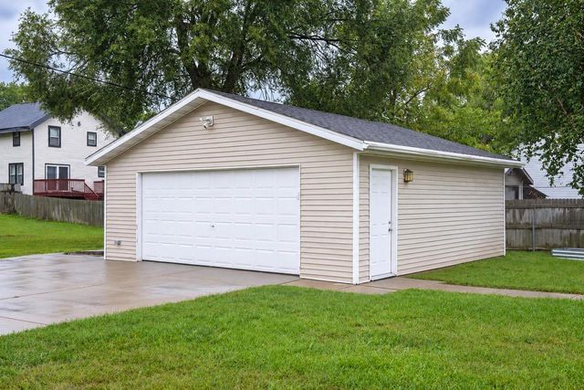 138 S Adams Street, South Beloit, IL 61080